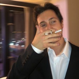 Meet your Posher, Cole